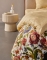 Essenza dekbedovertrek Roselina vanilla detail sfeer 